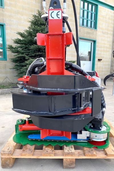 Pinza con motosega con ribaltamento TILT